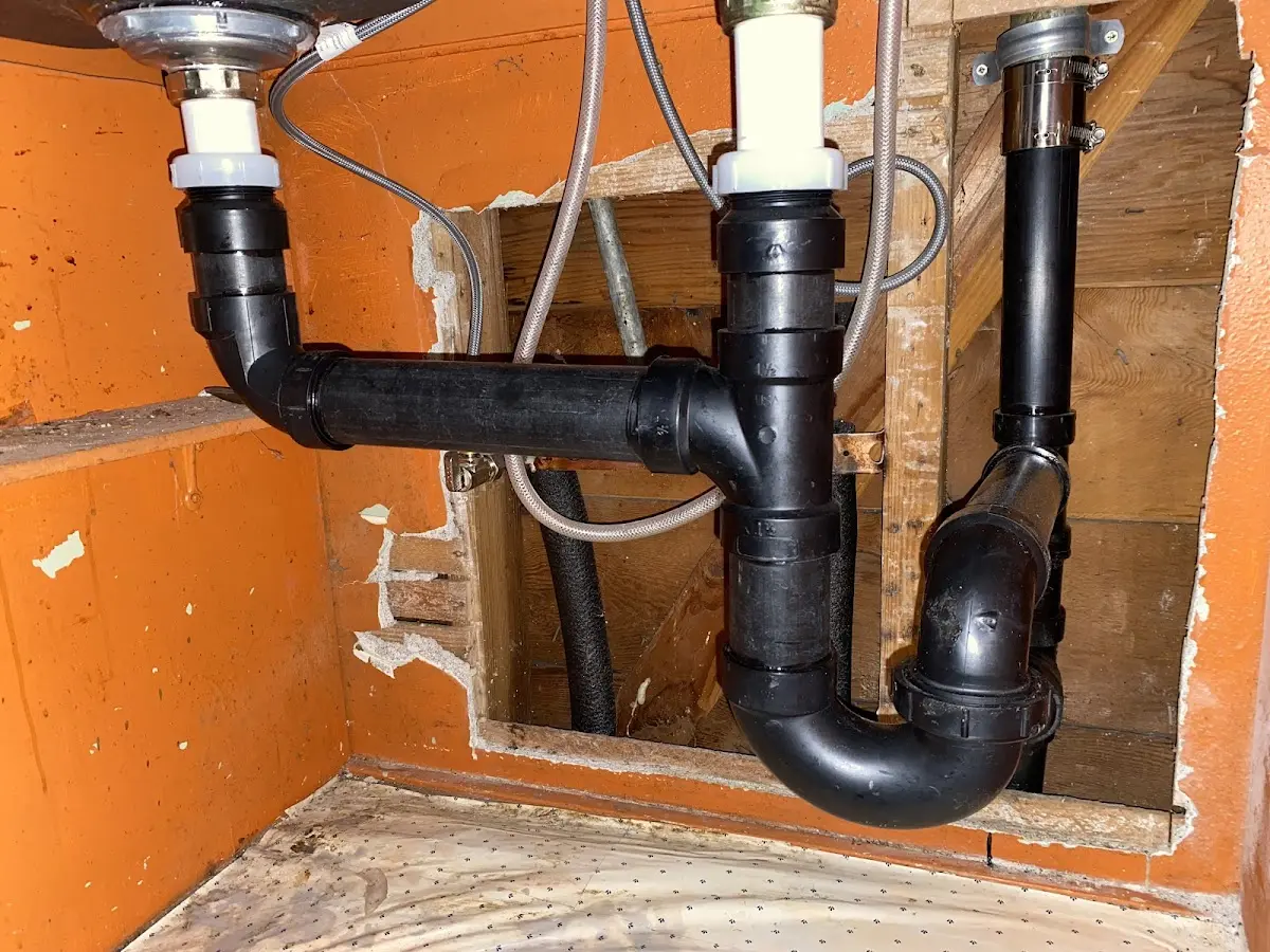 Professional Shower Installation equipment and tools on the job in Kaiminani